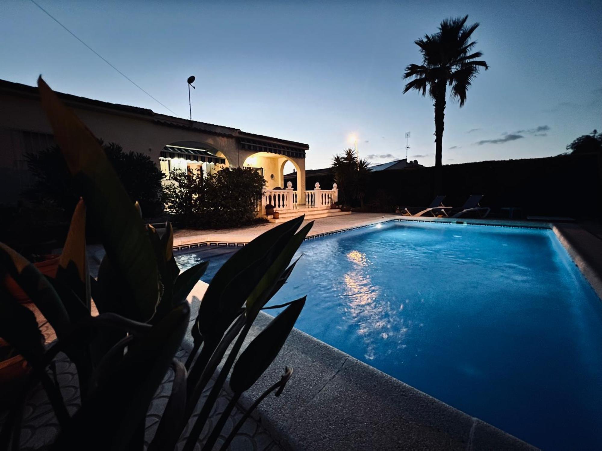 Charming One-Floor Villa With Private Pool In Los Balcones Torrevieja Bagian luar foto