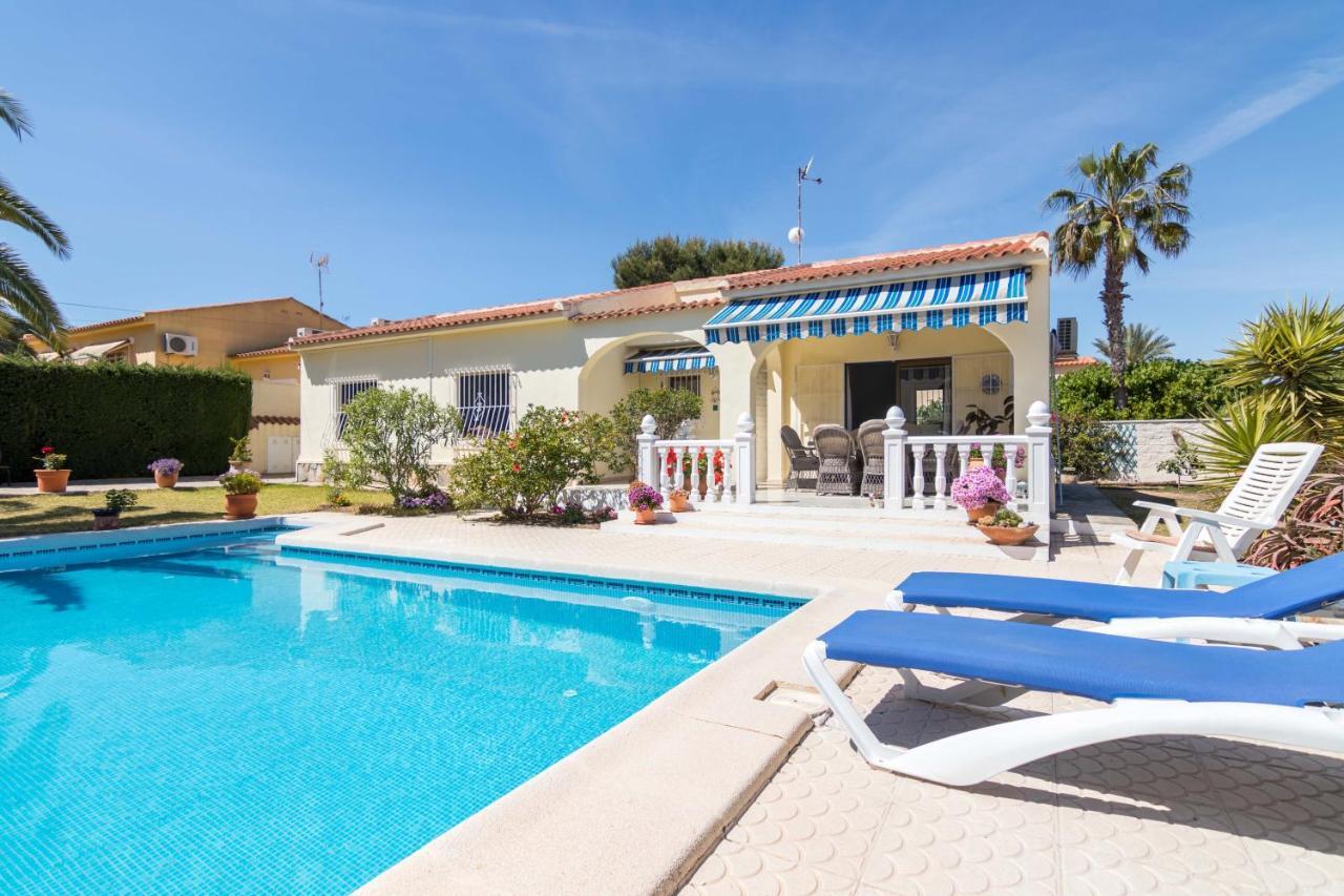 Charming One-Floor Villa With Private Pool In Los Balcones Torrevieja Bagian luar foto