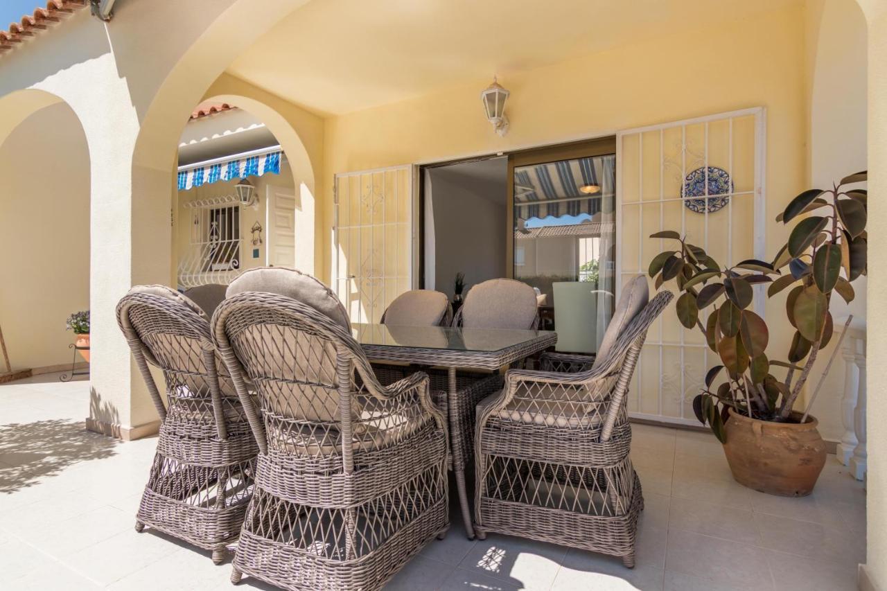 Charming One-Floor Villa With Private Pool In Los Balcones Torrevieja Bagian luar foto
